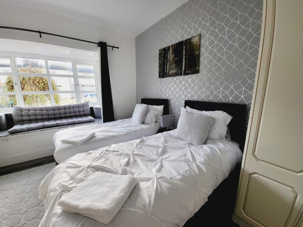 City Centre Room, Wifi, Share Facility Swansea Esterno foto
