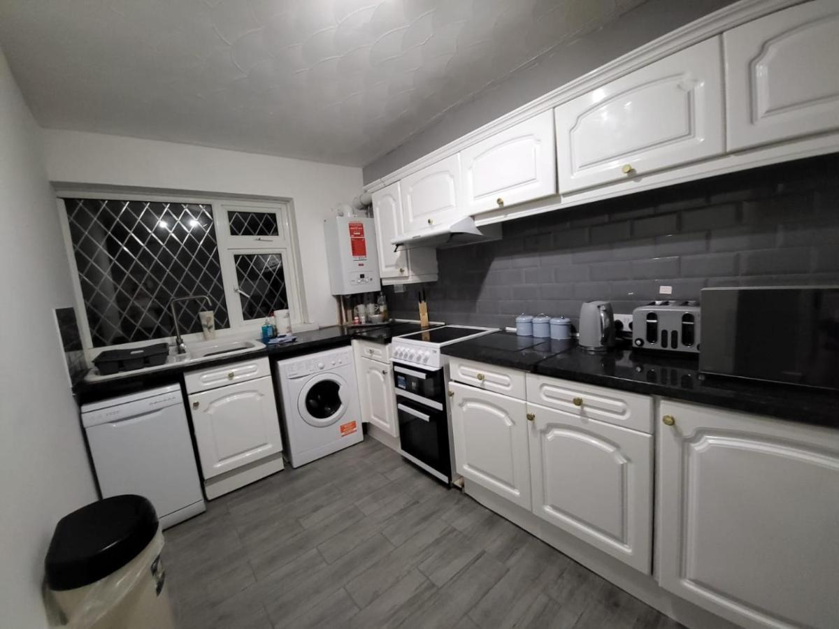 City Centre Room, Wifi, Share Facility Swansea Esterno foto